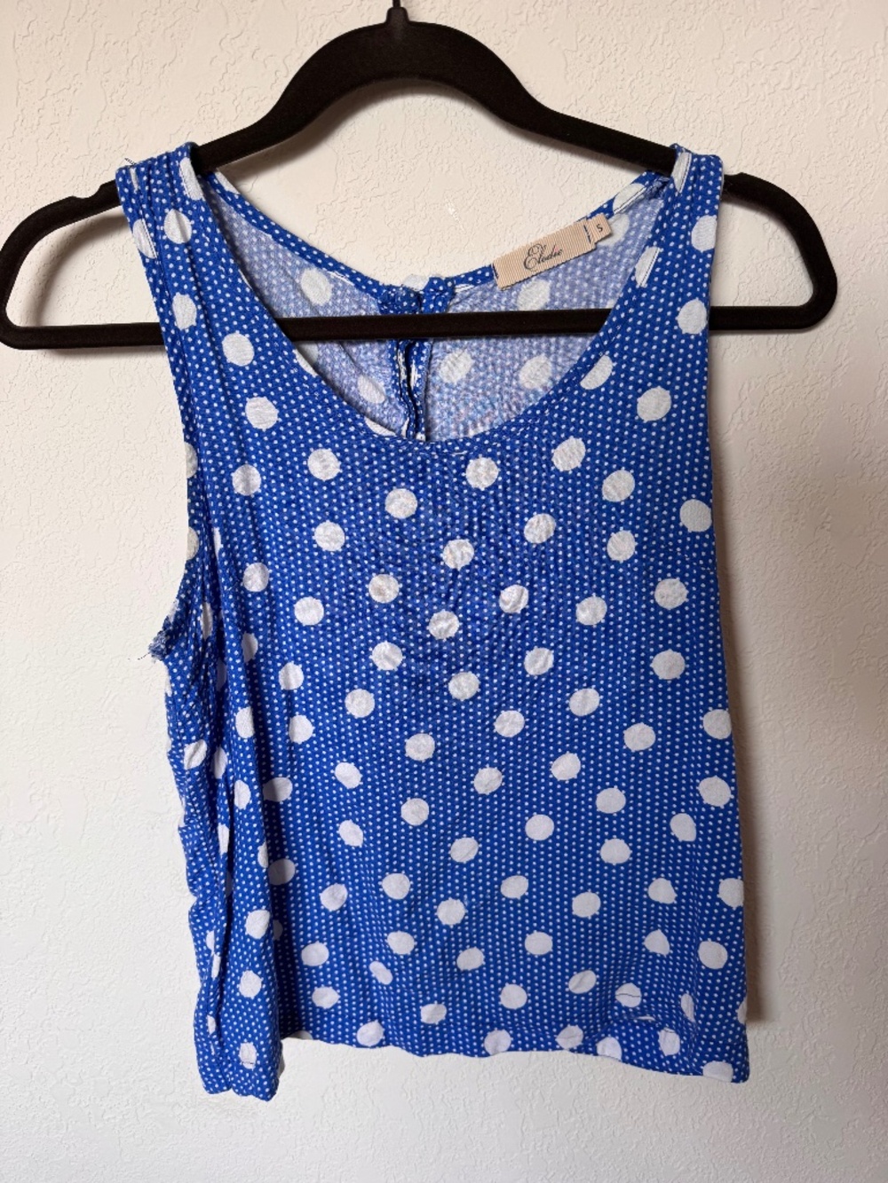 Vintage-Style Button Back Top
